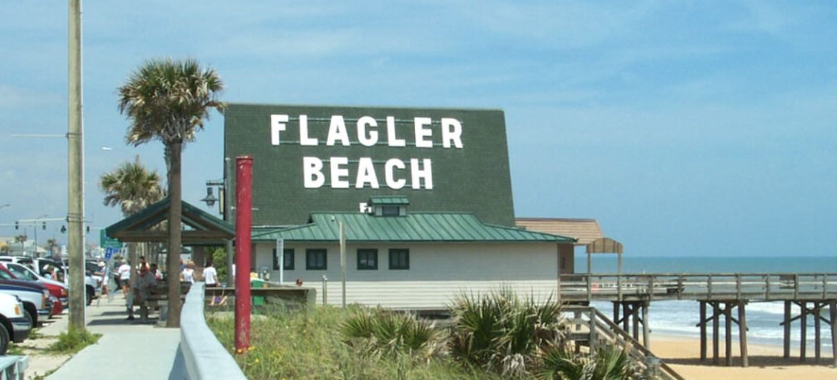 Flagler Beach Pier stretching into the Atlantic Ocean